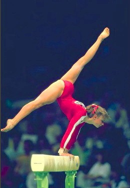 Gimnasticheskoe brevno uprazhneniia