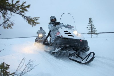 Gonki na snegokhodakh 2